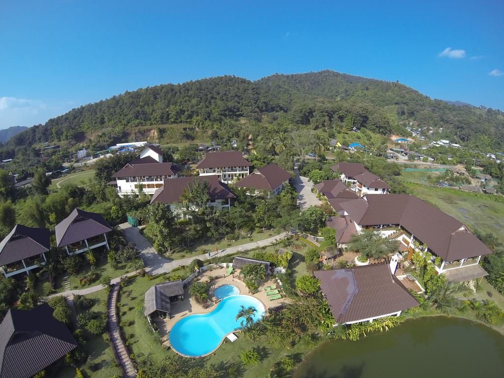 Maekok River Village Resort Mae Ai Εξωτερικό φωτογραφία